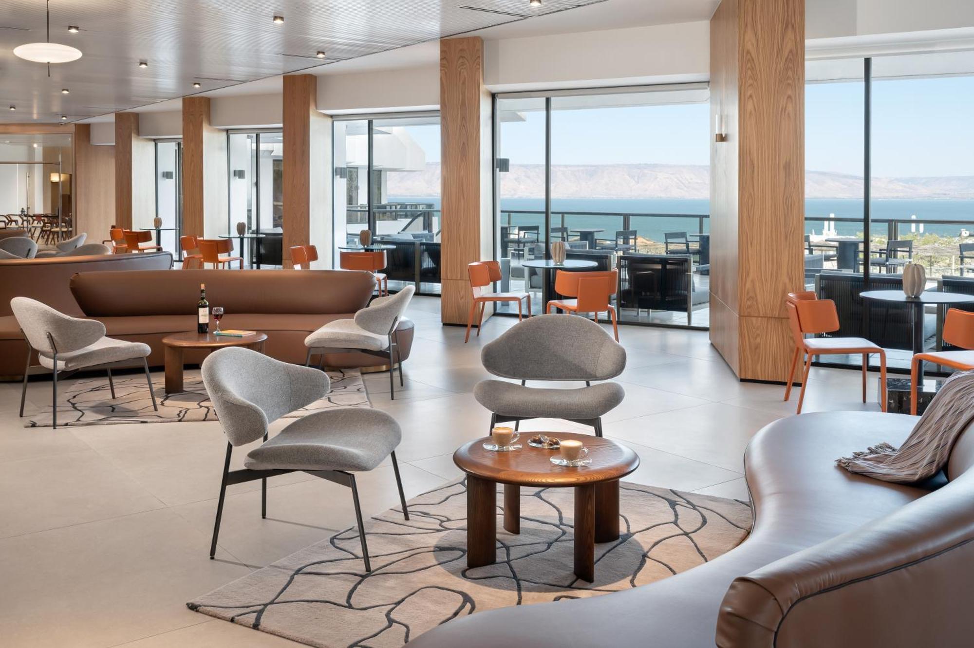 Leonardo Plaza Hotel Tiberias Bagian luar foto