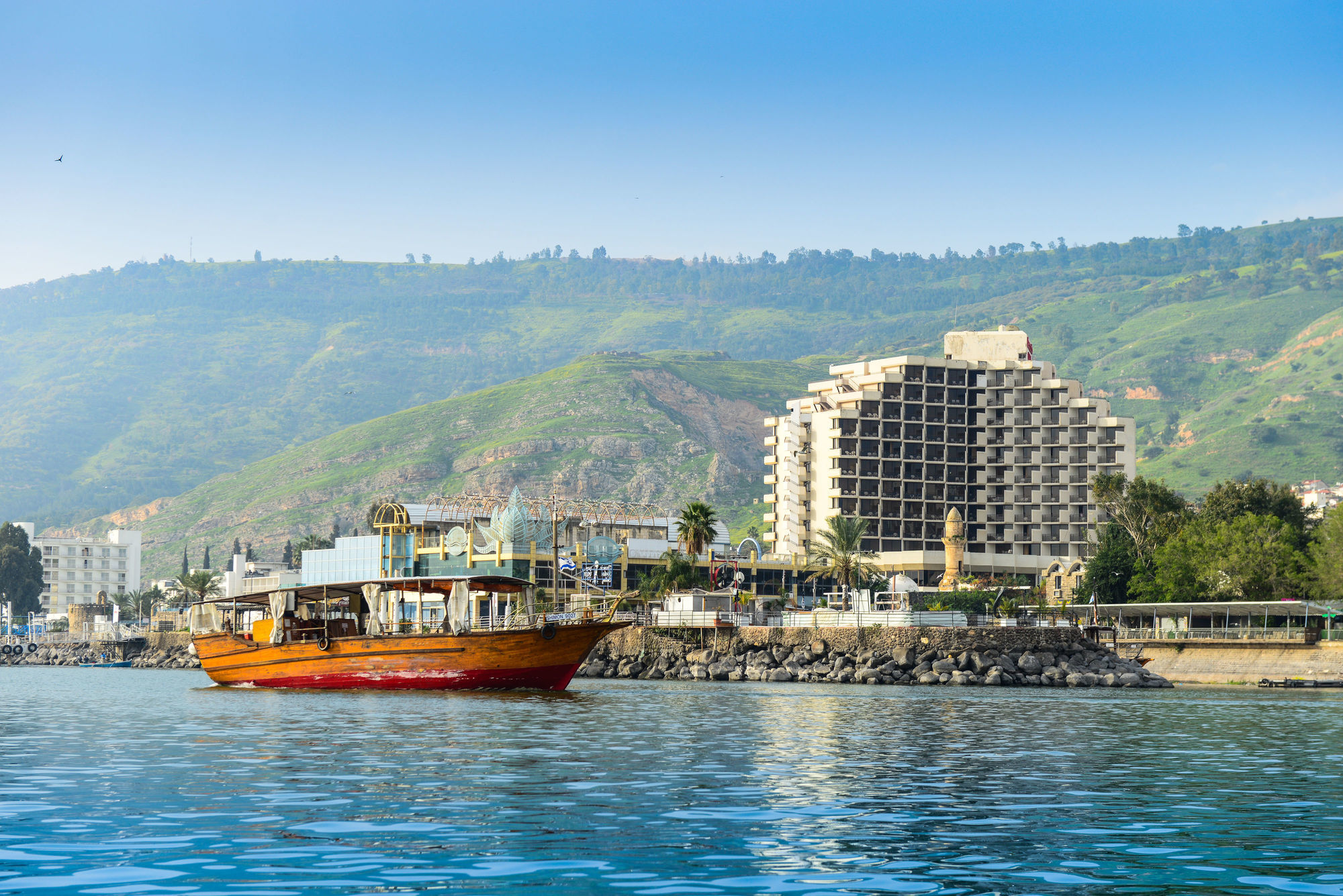 Leonardo Plaza Hotel Tiberias Bagian luar foto